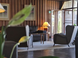 hall_hotel_3